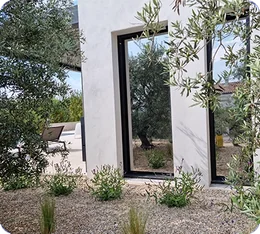 Film miroir sans tain posé sur un vitrage